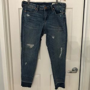 🍀 4/$35 BLANK NYC: Heavily distressed jeans